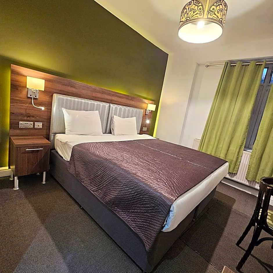 Chelsea House Bed & Breakfast