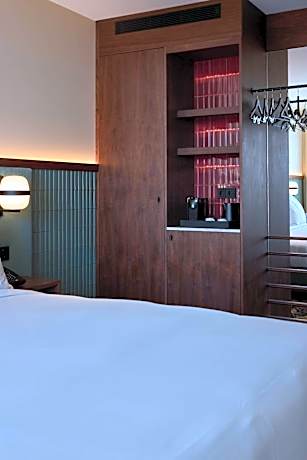 Premium Superior King Room