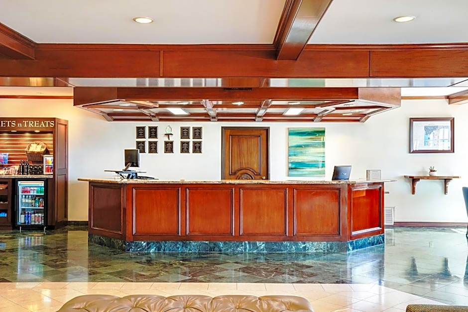 Ayres Suites Diamond Bar