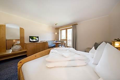 Economy Double or Twin Room