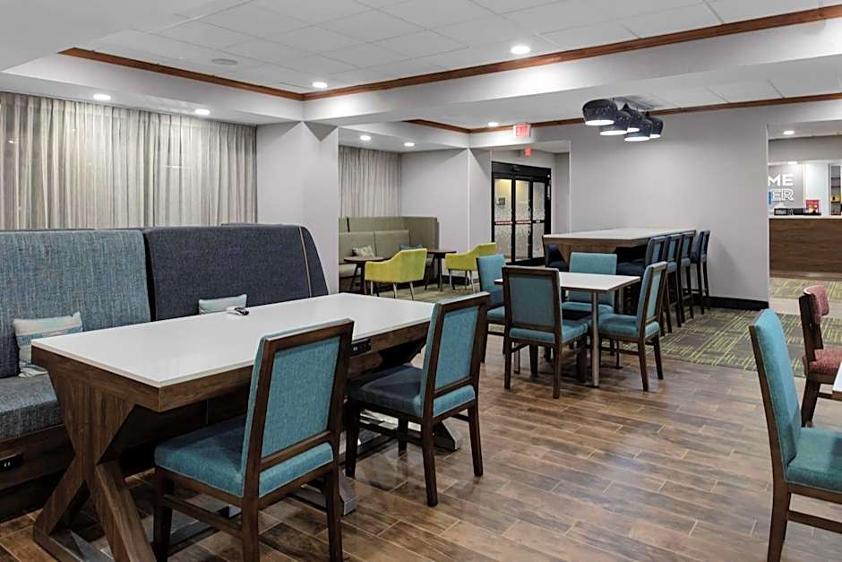 Hampton Inn By Hilton Gretna, VA