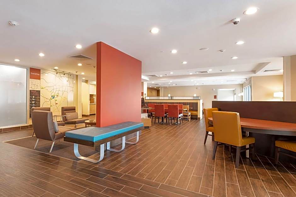 TownePlace Suites by Marriott Greensboro Coliseum Area