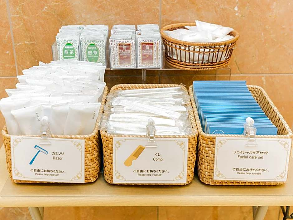 Toyoko Inn Tokyo Shinjuku-gyoemmae-eki 3-ban Deguchi