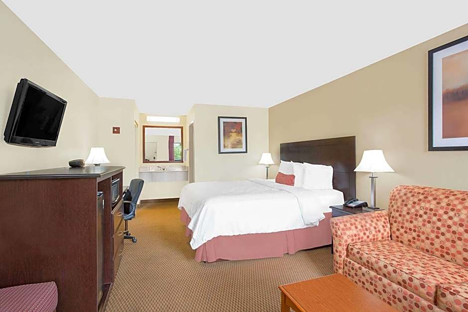 Baymont by Wyndham Greenville