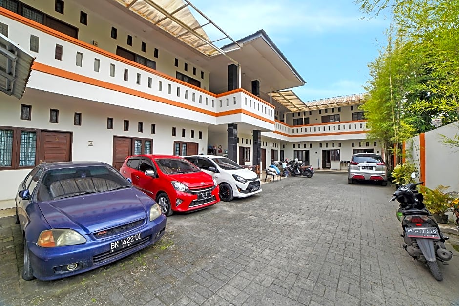 OYO 90751 Graha Sei Batugingging