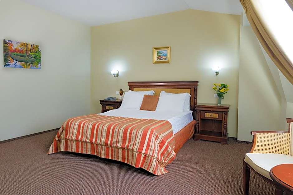 Atrium Hotel Ateneu City Center