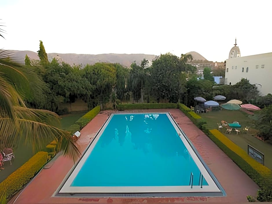 Hotel Navaratan Palace