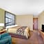 Super 8 by Wyndham Mt Pleasant