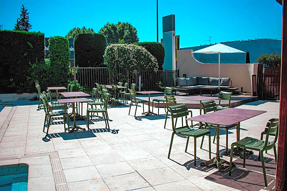 ibis Avignon Sud