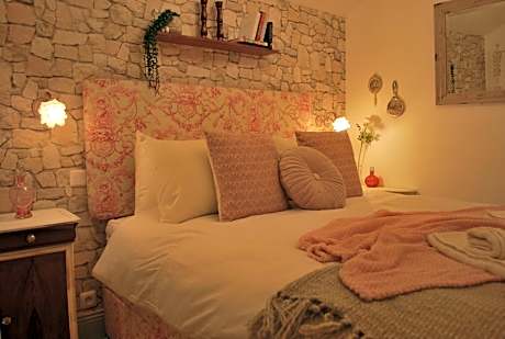 Studio with Garden View