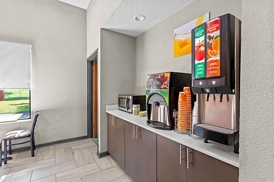 Quality Inn Rochester South