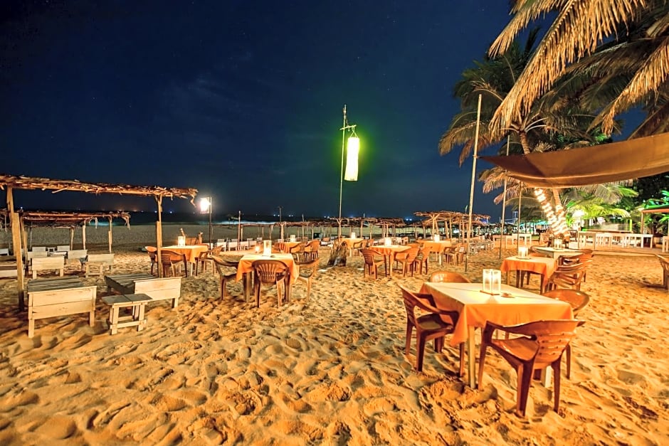 International Beach Hotel & Restaurant
