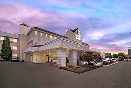 SureStay Hotel by Best Western SeaTac Airport North
