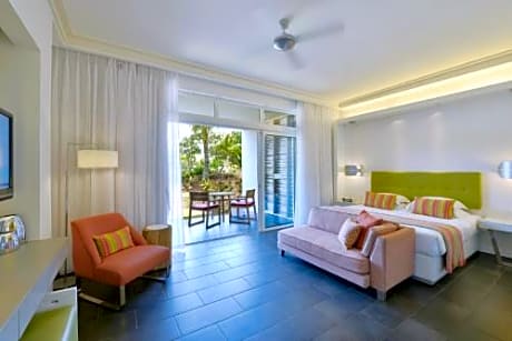 Junior Suite with Pool Access