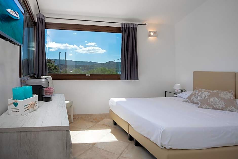 The Square Depandance