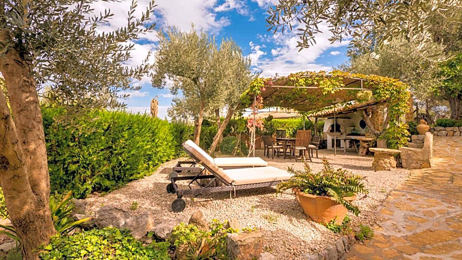 Ca's Xorc - Luxury Retreat & Restaurant