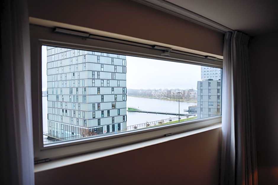 Leonardo Hotel Almere City Center