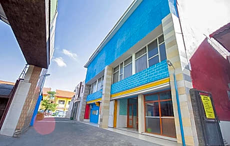 Reddoorz @ Homestay Gayatri