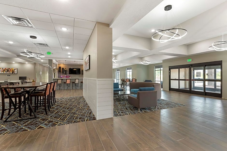 Best Western Plus Coralville Hotel