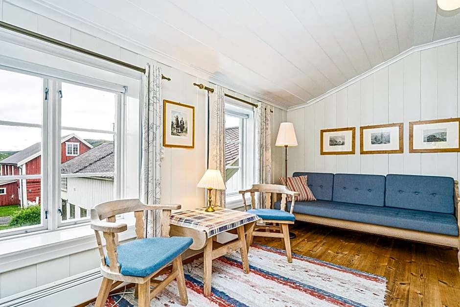 Kongsvold Fjeldstue by Frich`s