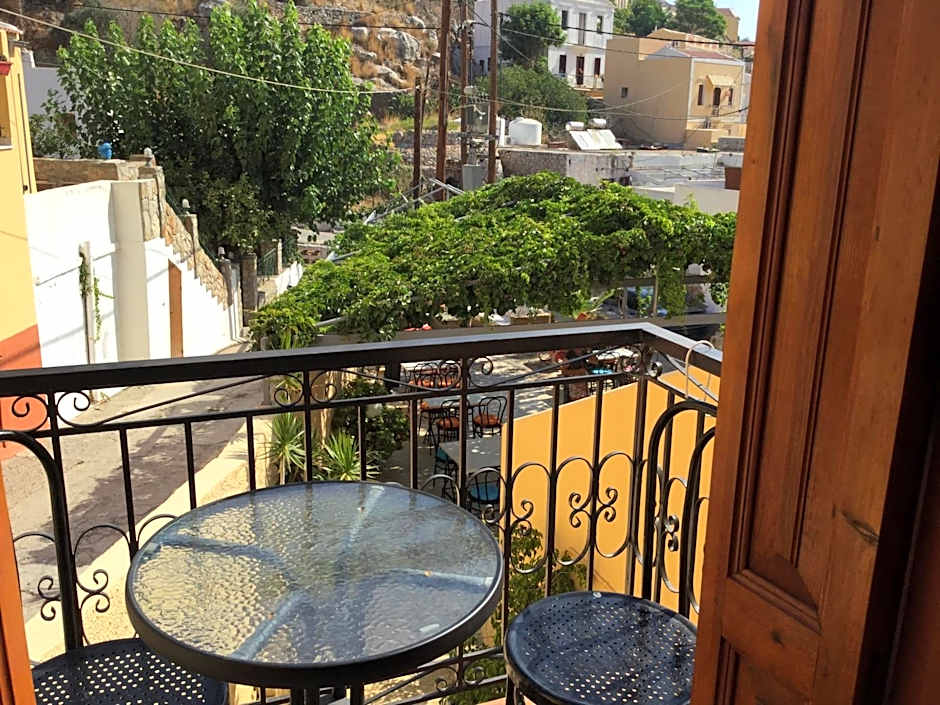 Grace Hotel & Studios