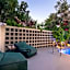 Adrop Pool Suites