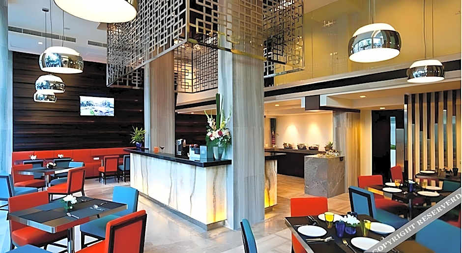 FX Hotel Metrolink Makkasan