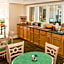 Days Inn & Suites by Wyndham Arlington Heights