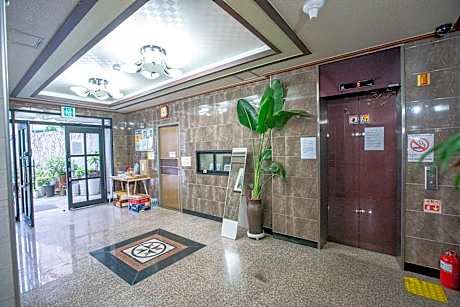 JangwonLivingtel & Guest House