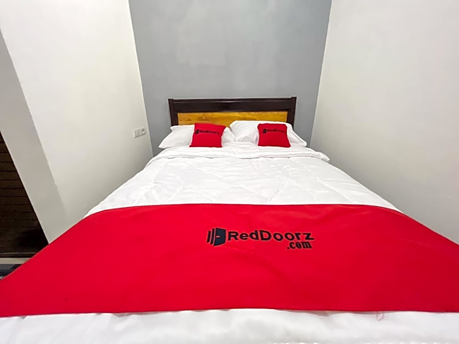 RedDoorz at Rose House Simpang Pemda Medan Selayan