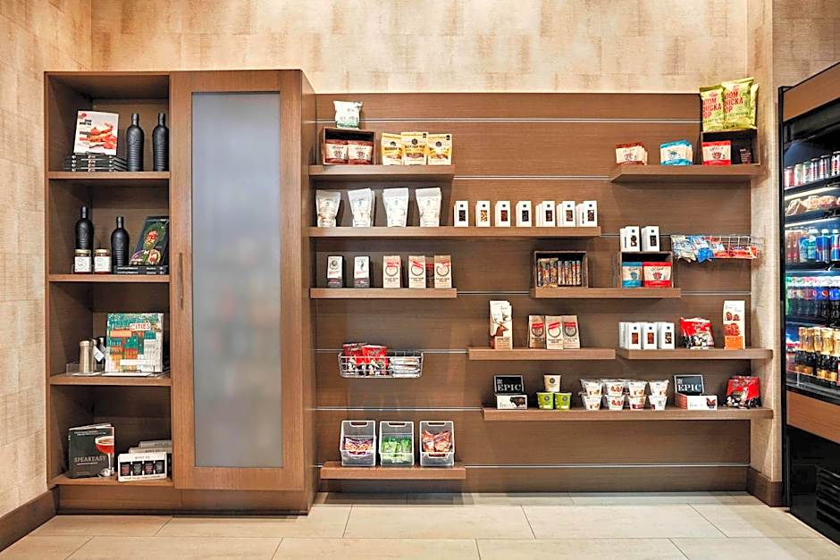 AC Hotel by Marriott Cincinnati at The Banks