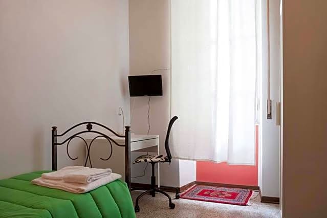 Tra L'Etna E Il Mare B&B