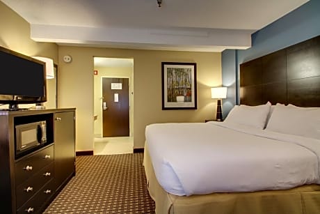 Standard King Room with Accessible Tub - Mobility Access