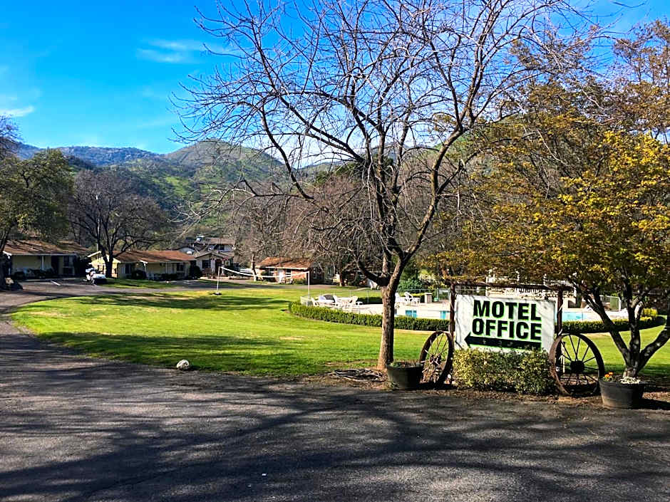 Lazy J Ranch Motel