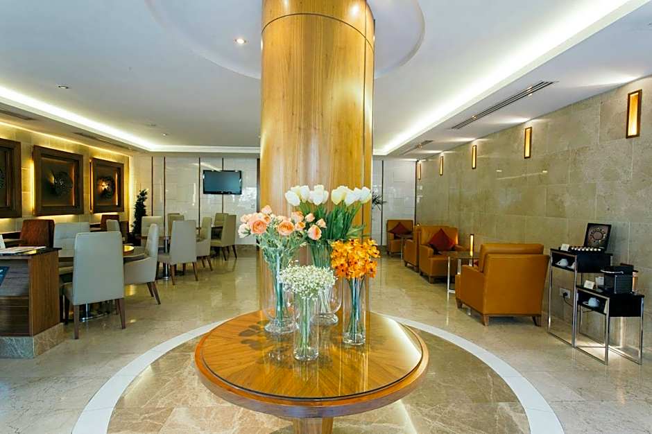 Thomson Residence Hotel