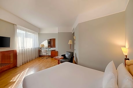 Superior Room (Extra Large ExtraBed 2Adults+1Child)