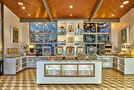 Summit Ridge Tagaytay by ZUZU