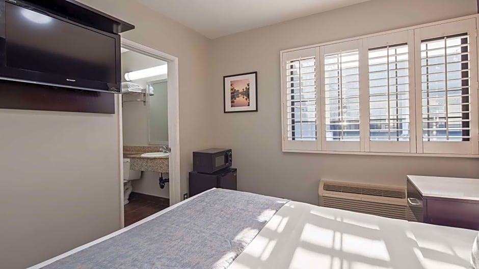 SureStay Hotel by Best Western Beverly Hills West LA
