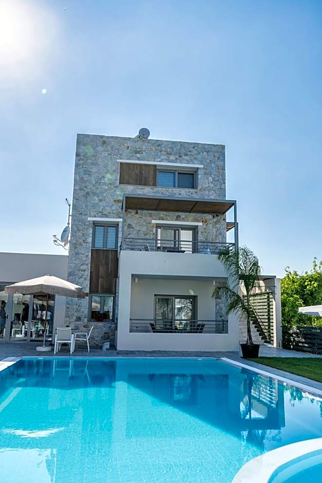 THALASSIA LUXURY APARTMENTS