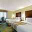 La Quinta Inn & Suites by Wyndham Boston Somerville