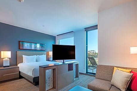 King Studio with Balcony