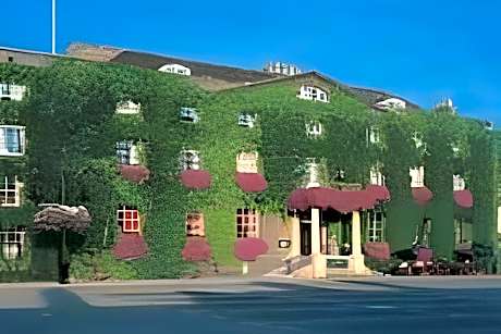 Angel Hotel