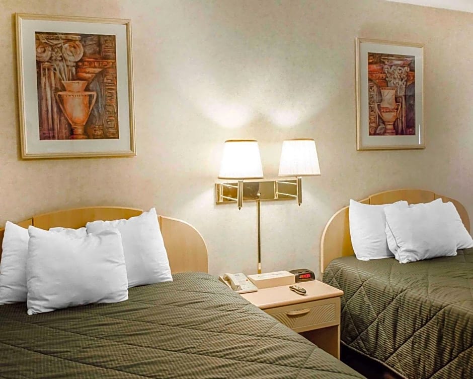 Rodeway Inn, Dillsburg, PA