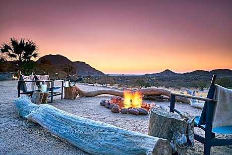Ai Aiba - The Rock Painting Lodge