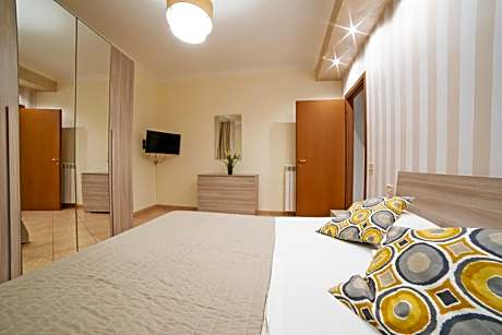 Deluxe Double or Twin Room with Balcony