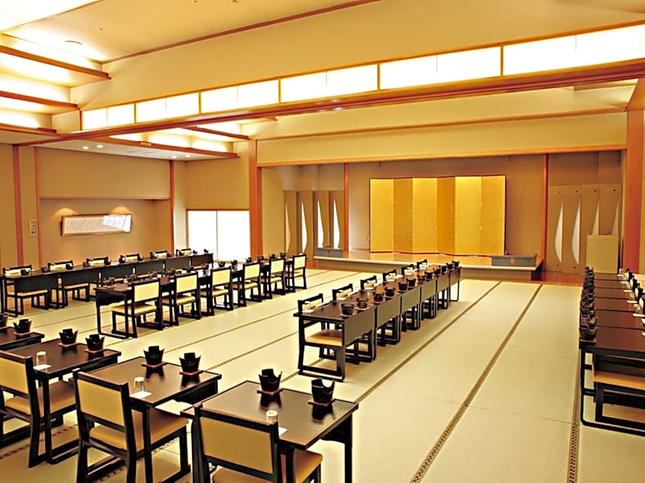 Ooedo-Onsen Monogatari Higashiyama Grand Hotel