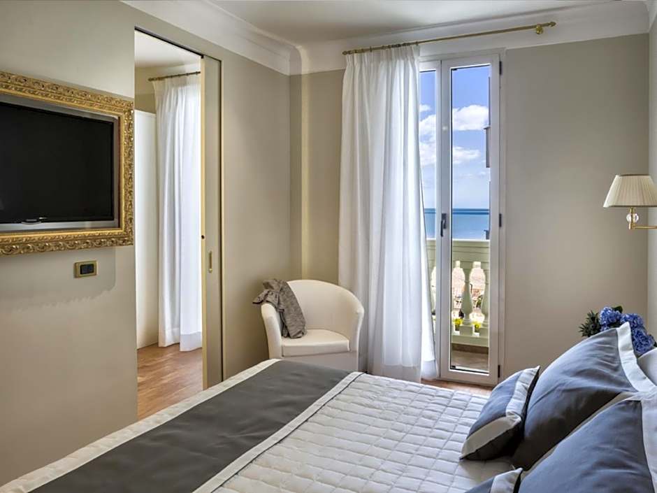 Novecento Suite Hotel