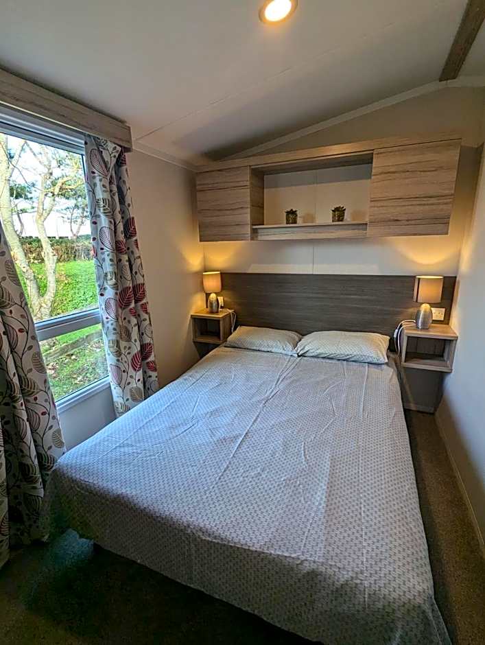 Swift Loire Holiday Home sleeps 6 Haven Littlesea