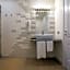 Trevi Contemporary Suite