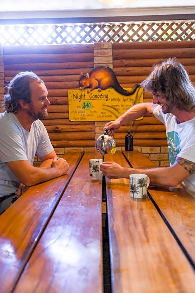 On The Wallaby Eco Lodge